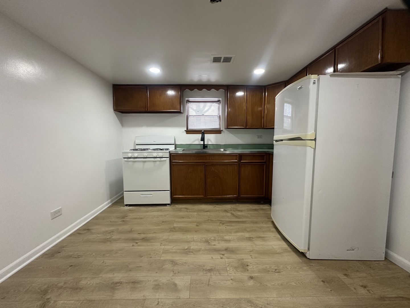 3000 Austin Avenue, Chicago, IL 60634