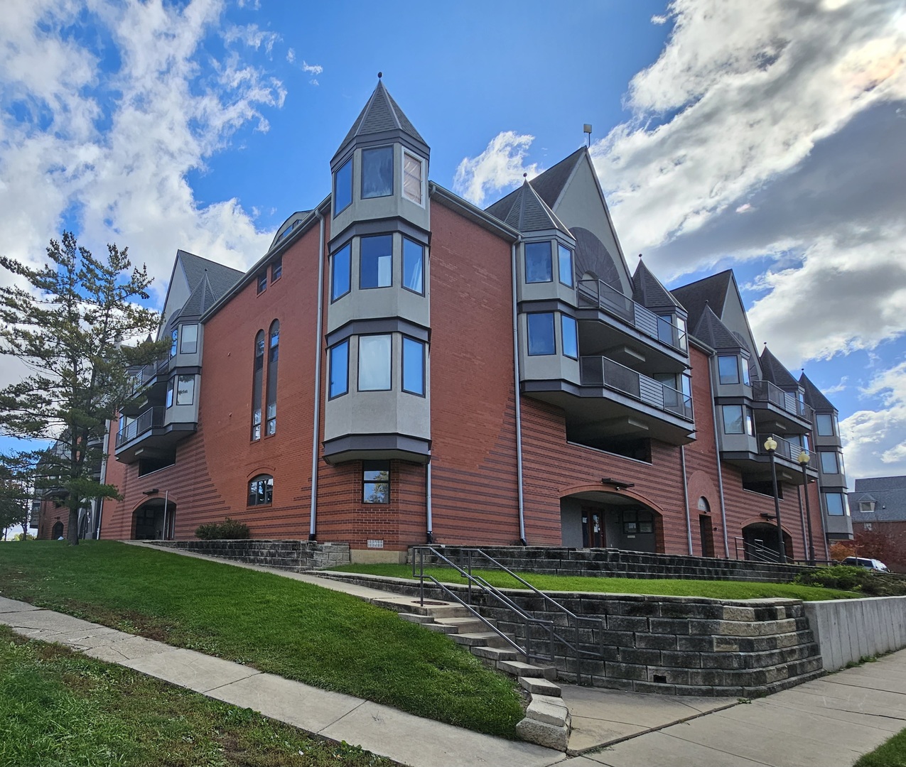 1806 Cottage Grove Avenue, Urbana, IL 61802