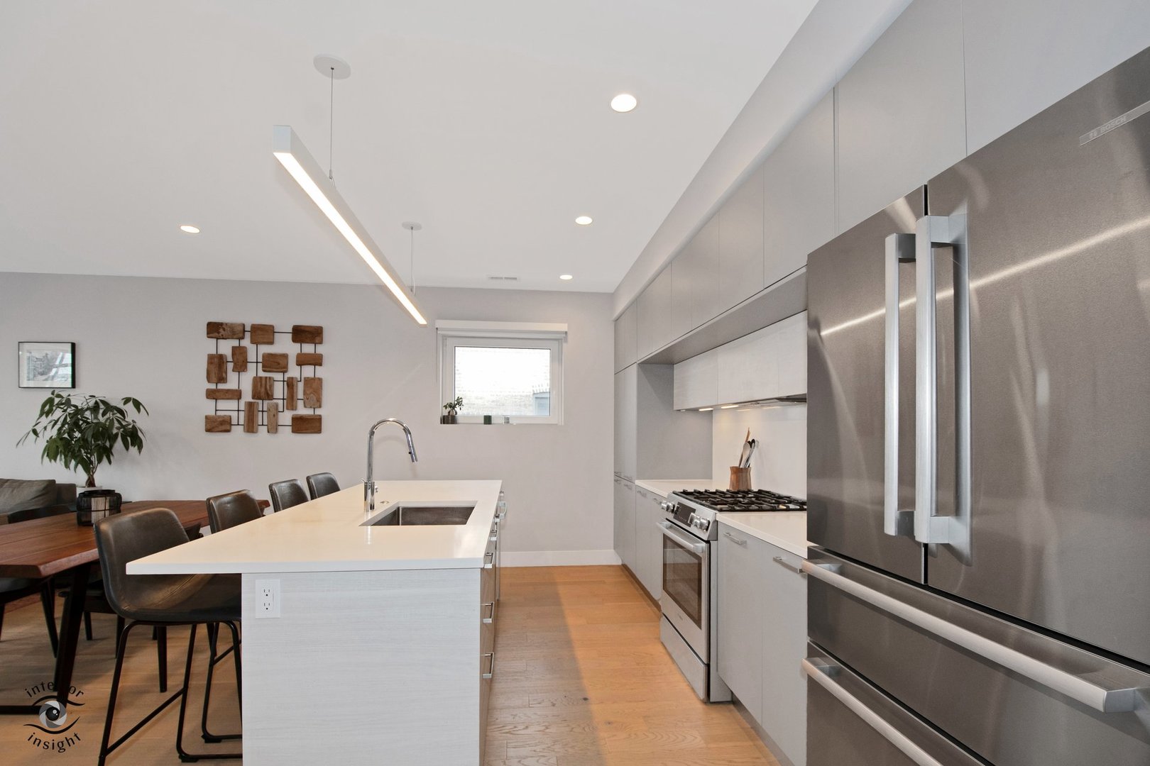 4937 Winthrop Avenue, Chicago, IL 60640