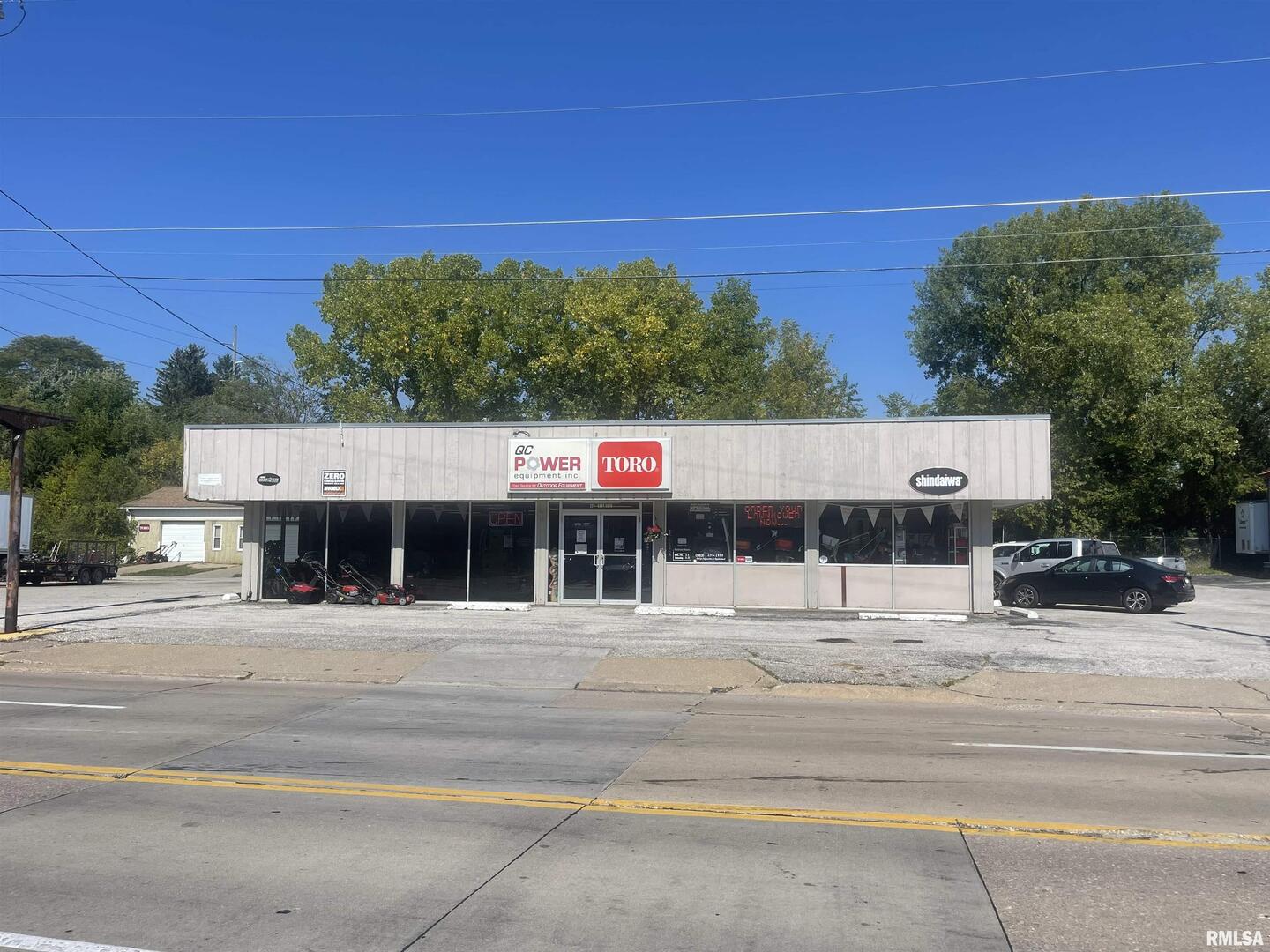 226 35TH Street, Davenport, IA 52806