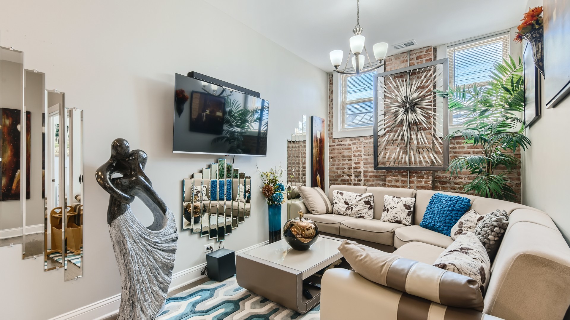 7400 Stony Island Avenue, Chicago, IL 60649