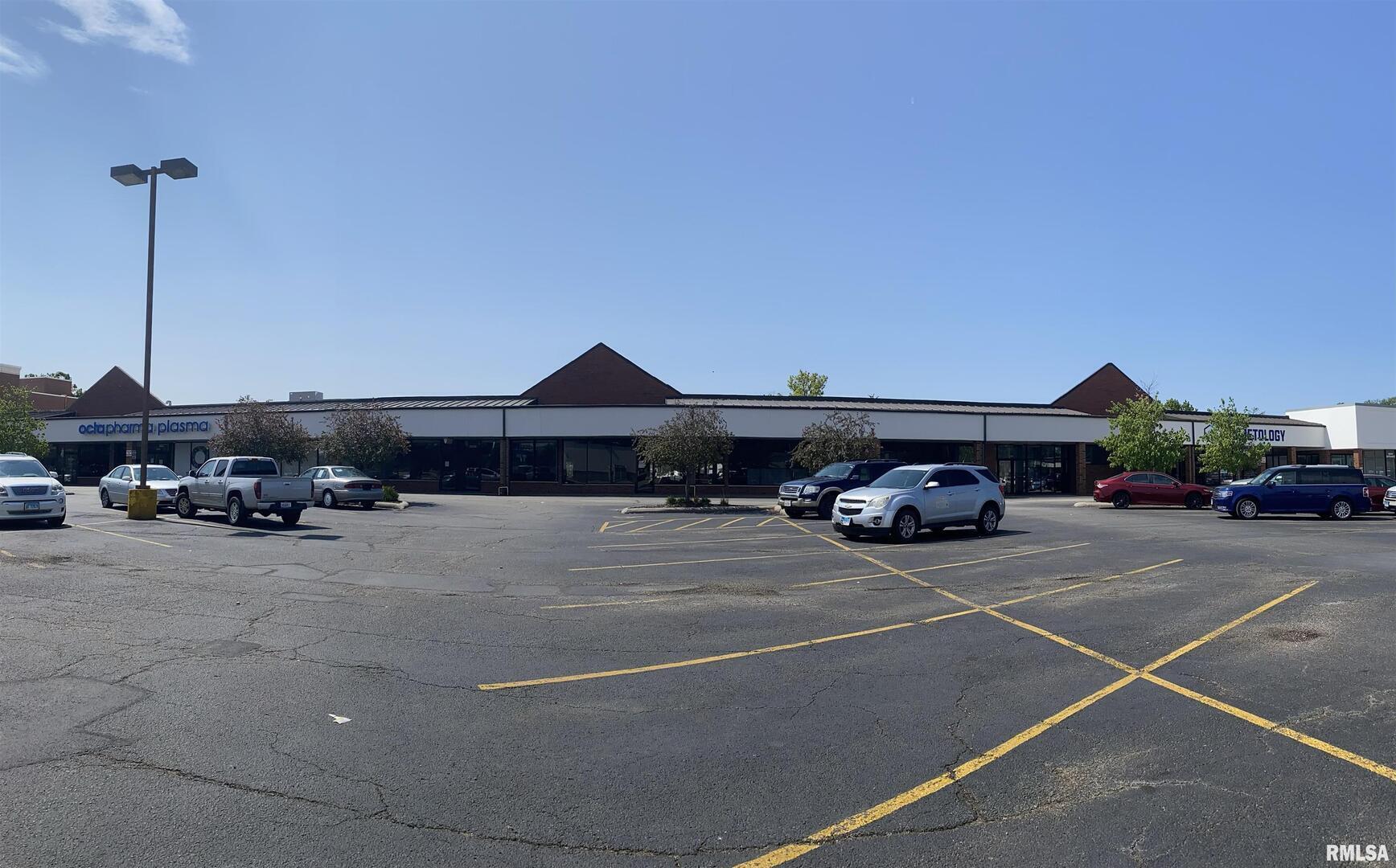 3624-3636 AVENUE OF THE CITIES Avenue, Moline, IL 61265