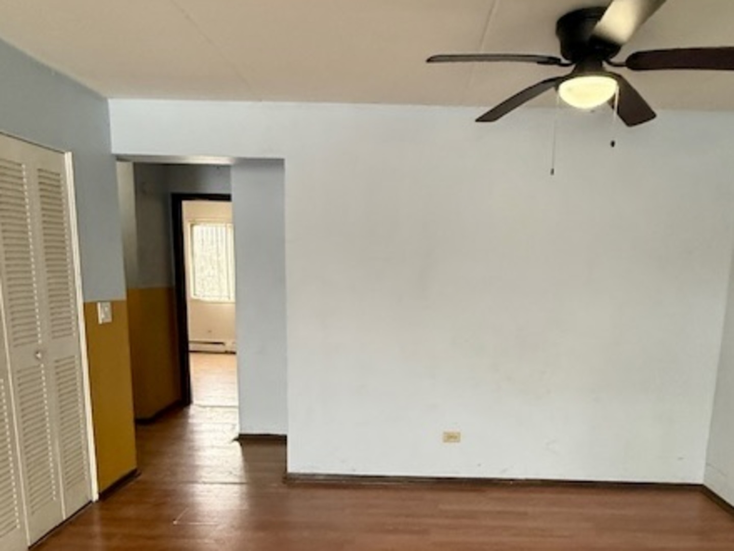 2512 Waterbury Drive, Woodridge, IL 60517