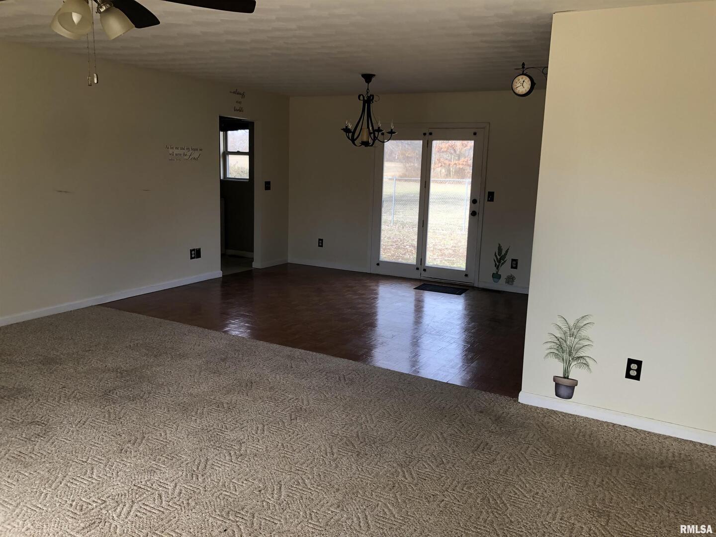 17018 Thompson Road, Opdyke, IL 62872