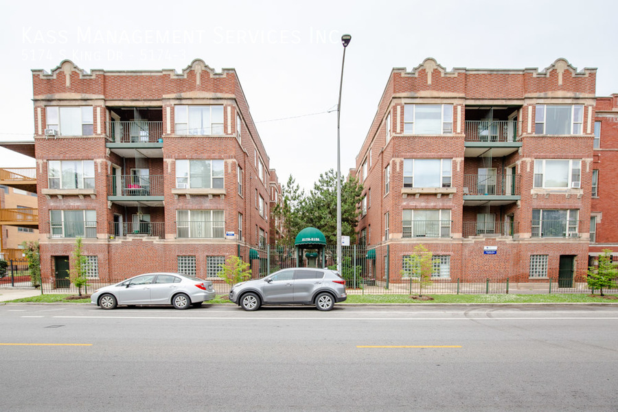 5174 King Drive, Chicago, IL 60615