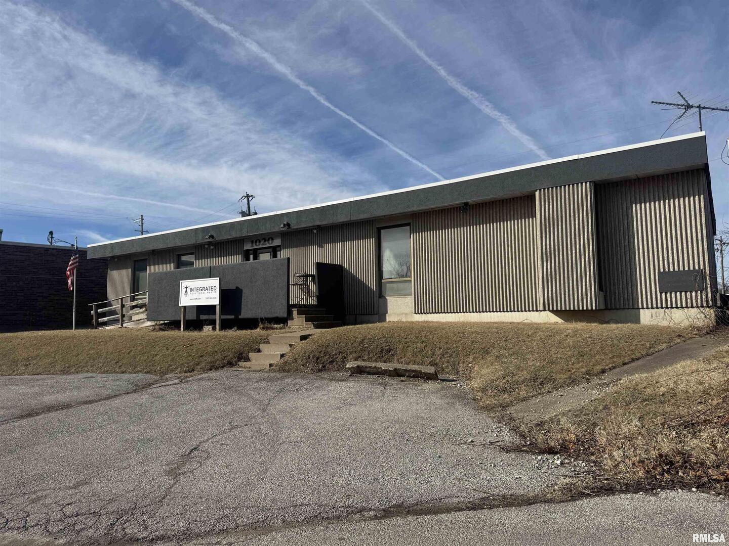 1020 LINCOLN Road, Bettendorf, IA 52722