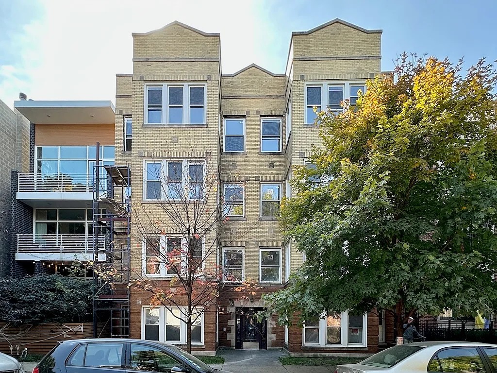 2437 Walton Street, Chicago, IL 60622