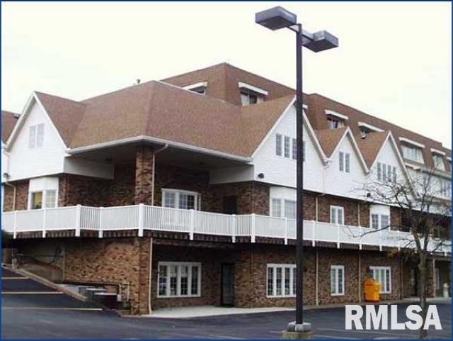 2435 Kimberly Rd Road, Bettendorf, IA 52722