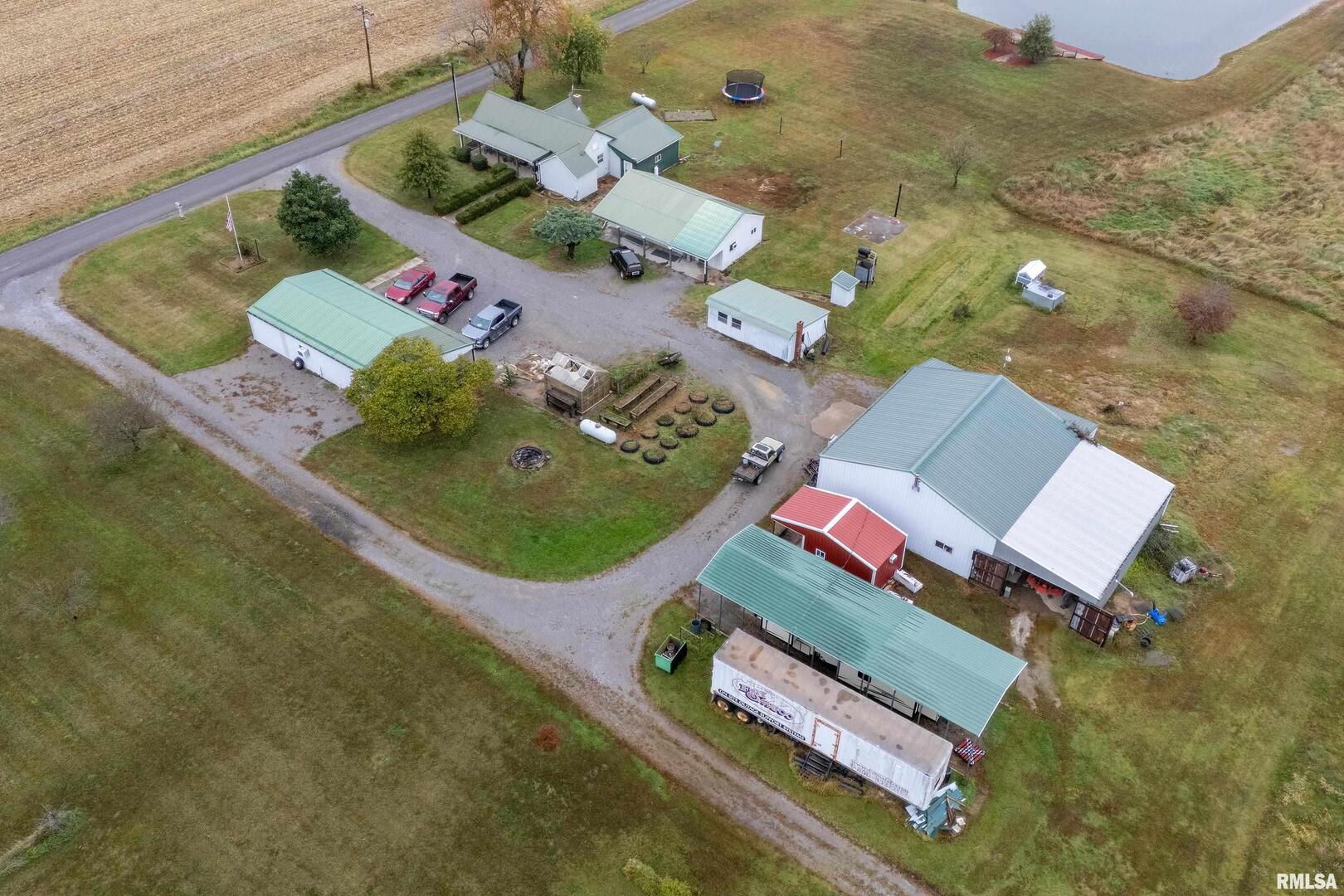 365 BOND Road, Galatia, IL 62935