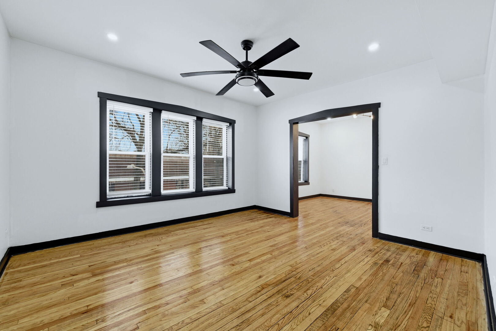 131 72nd Street, Chicago, IL 60619