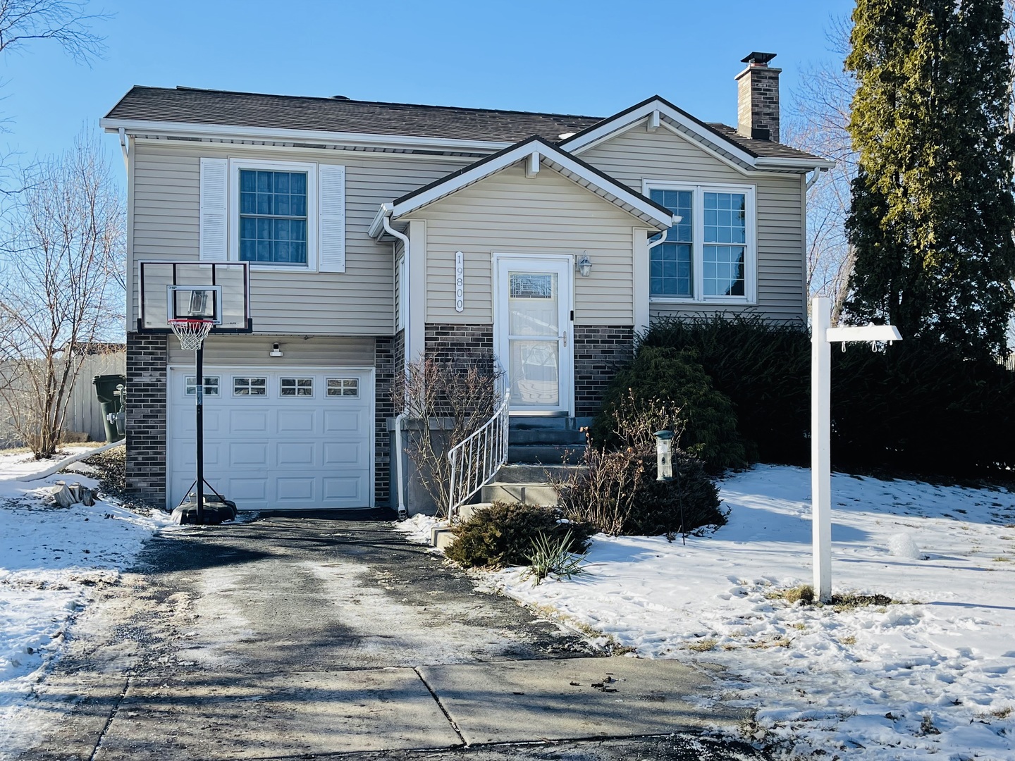 19800 Edinburgh Lane, Frankfort, IL 60423