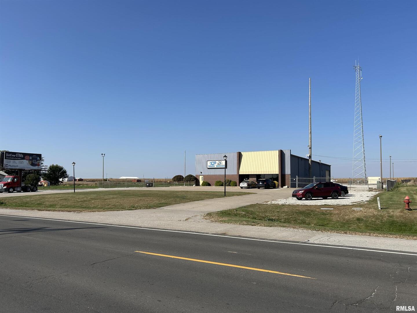 2003 3RD Street, Aledo, IL 61231