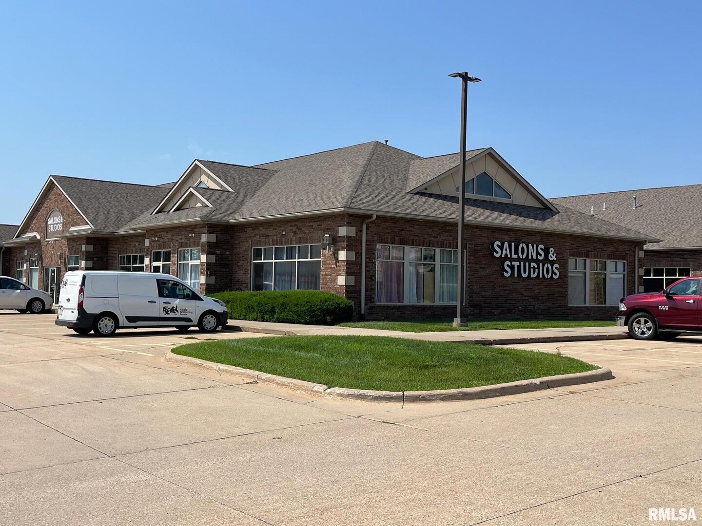 2421 CORAL Court, Coralville, IA 52241