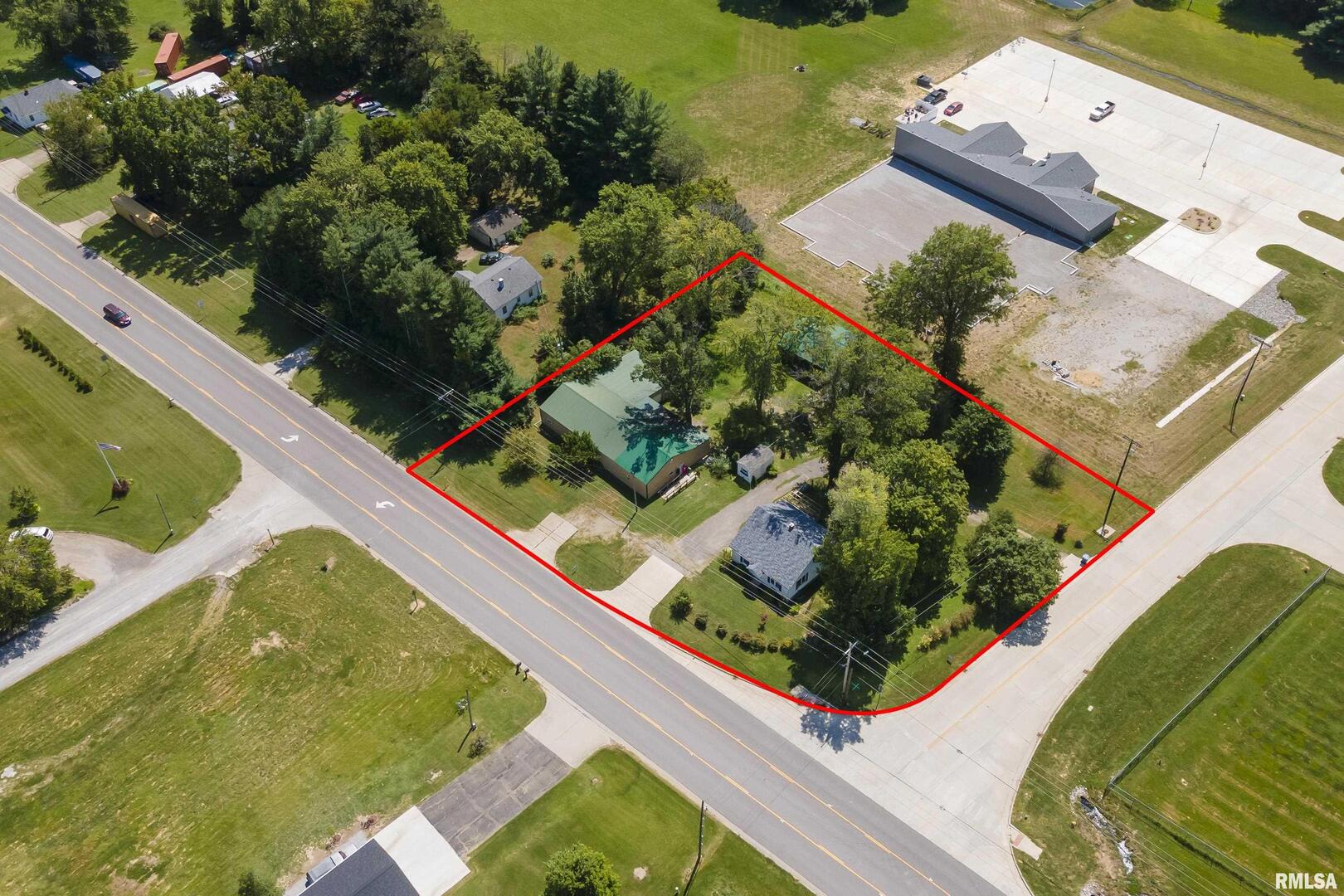 9221 Illinois Highway 15 Highway, Mt Vernon, IL 62864