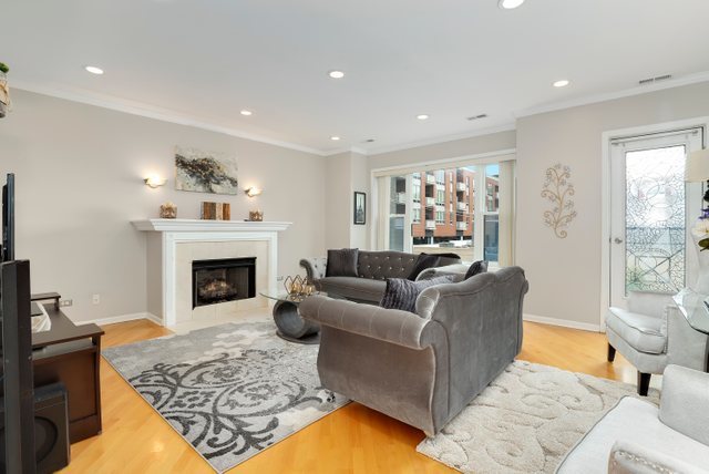 4714 Evans Avenue, Chicago, IL 60615