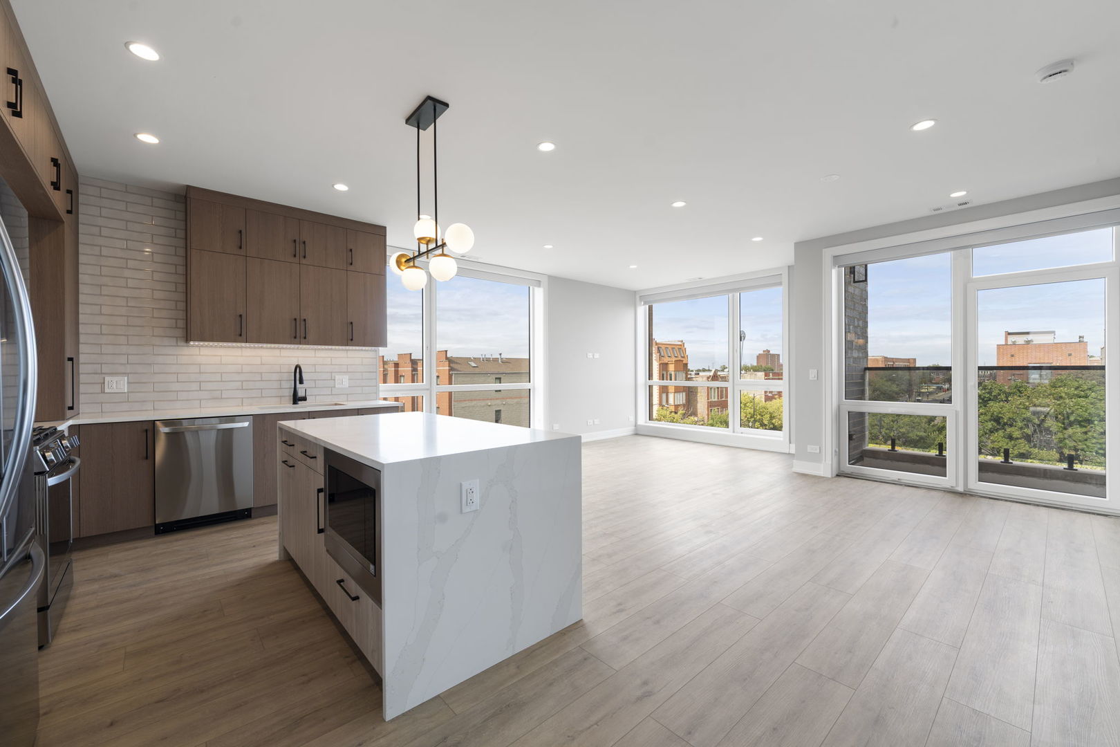 2355 Flournoy Street, Chicago, IL 60612