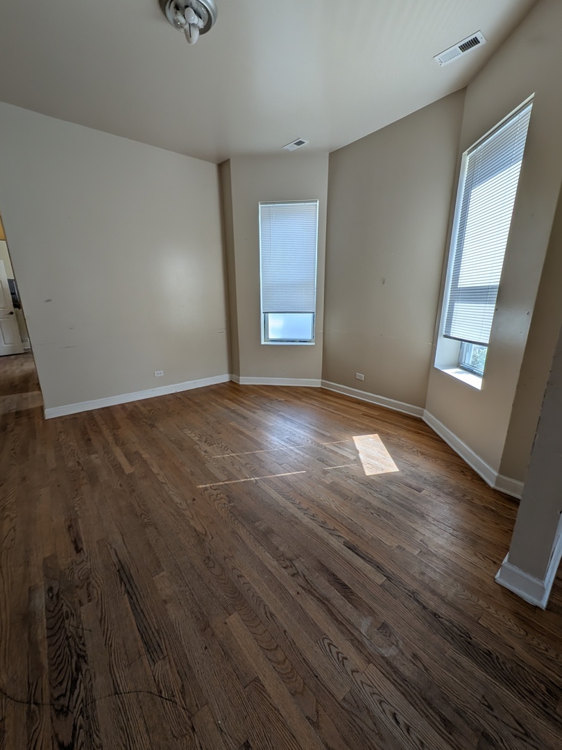 5031 Hermitage Avenue, Chicago, IL 60609