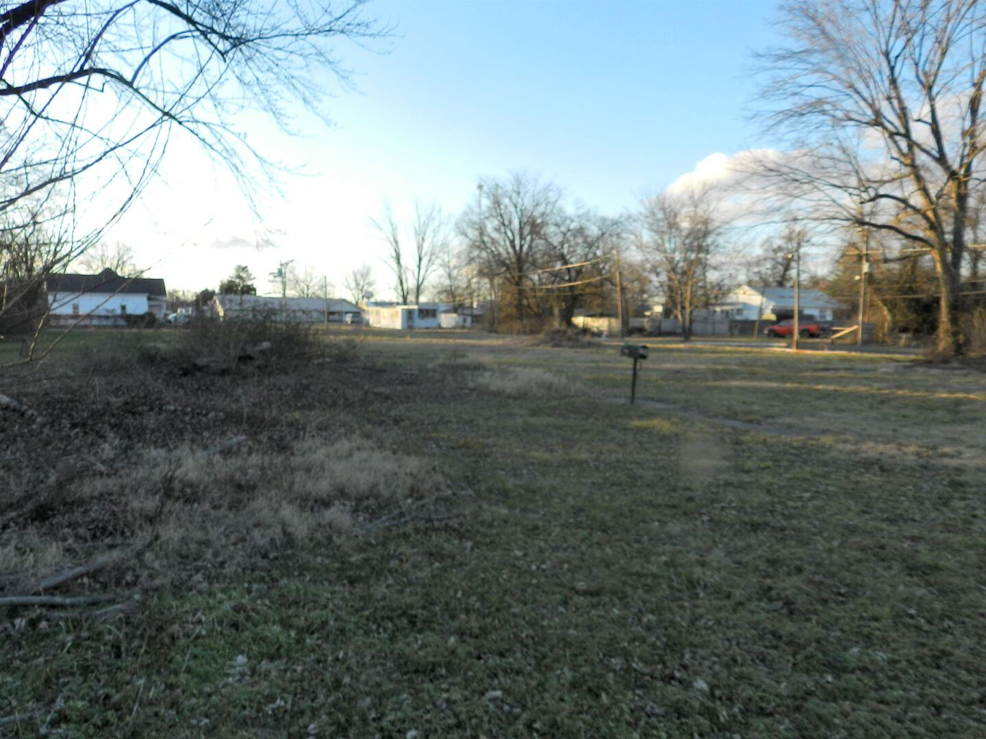 28 Sycamore St Street, Harrisburg, IL 62946