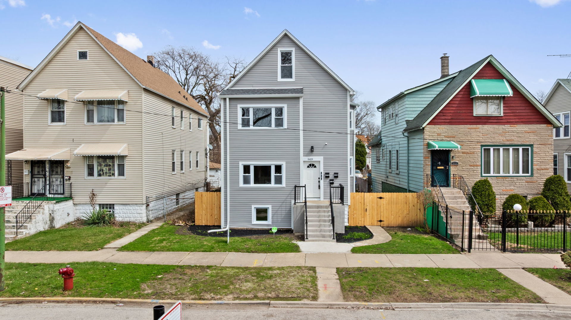 9419 Saint Lawrence Avenue, Chicago, IL 60619