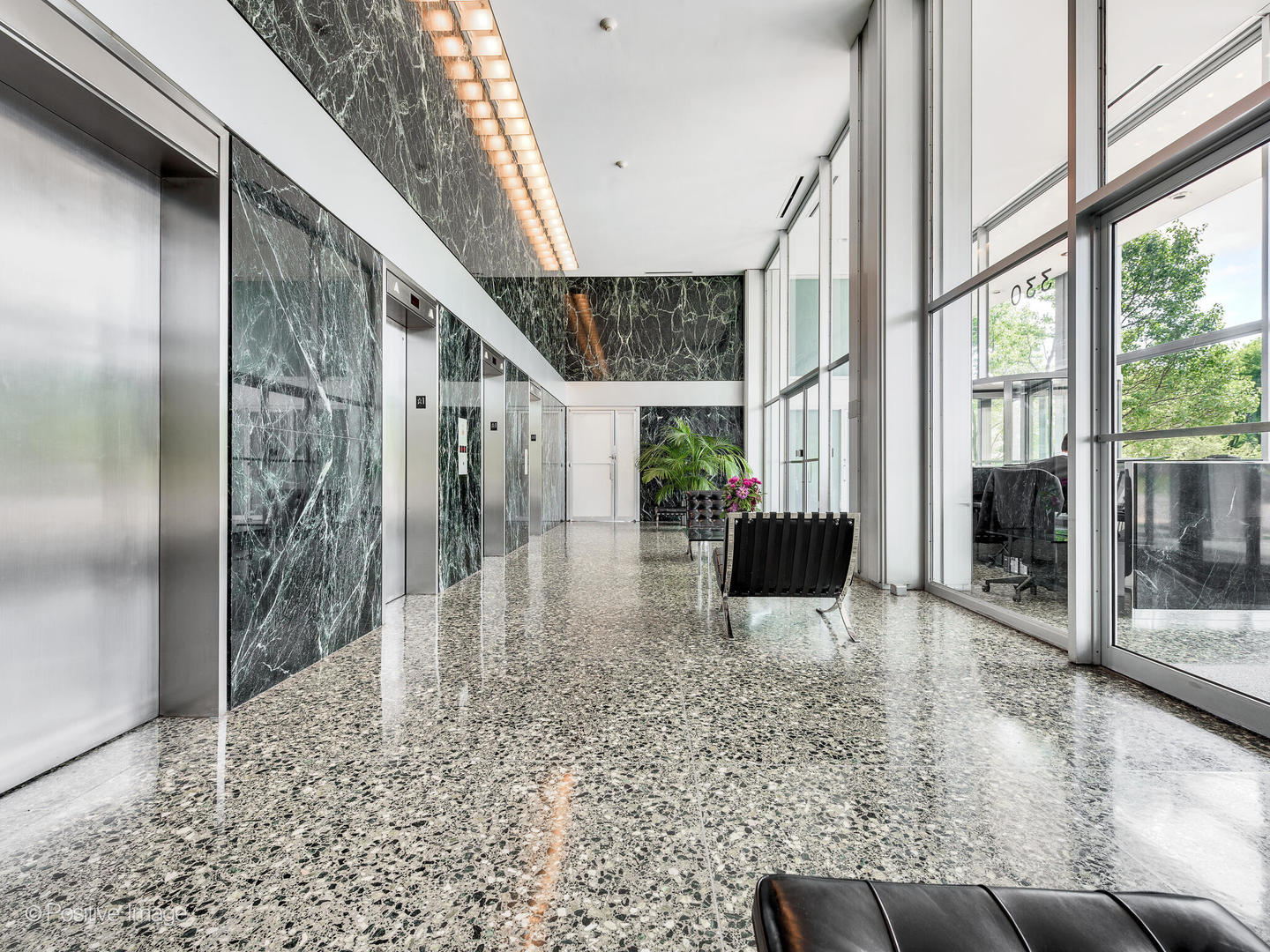 330 Diversey Parkway, Chicago, IL 60657