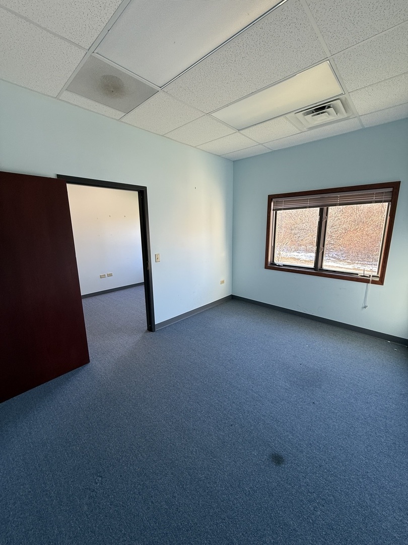 1689 Curran Road, McHenry, IL 60050