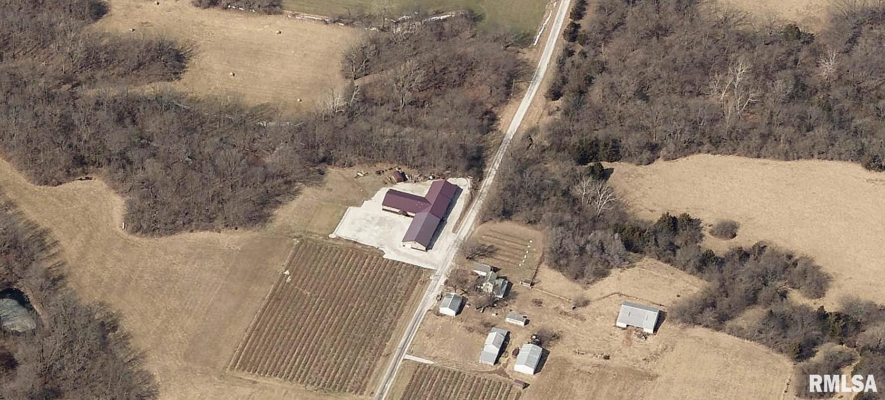 2142 Hancock County Road, Nauvoo, IL 62354