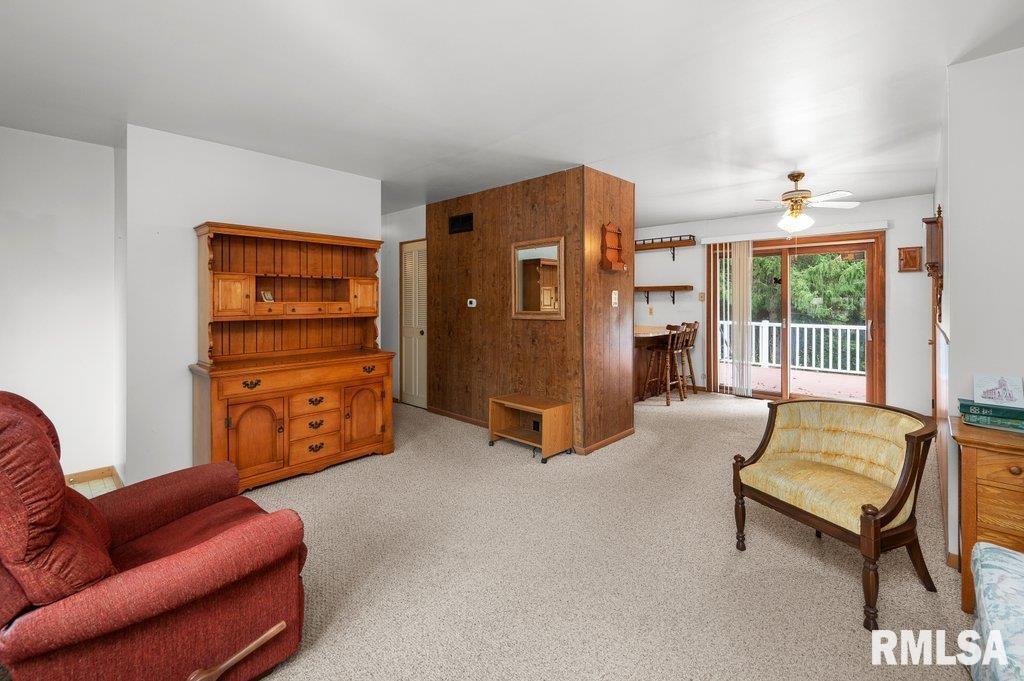 513 12TH Avenue, Hampton, IL 61256