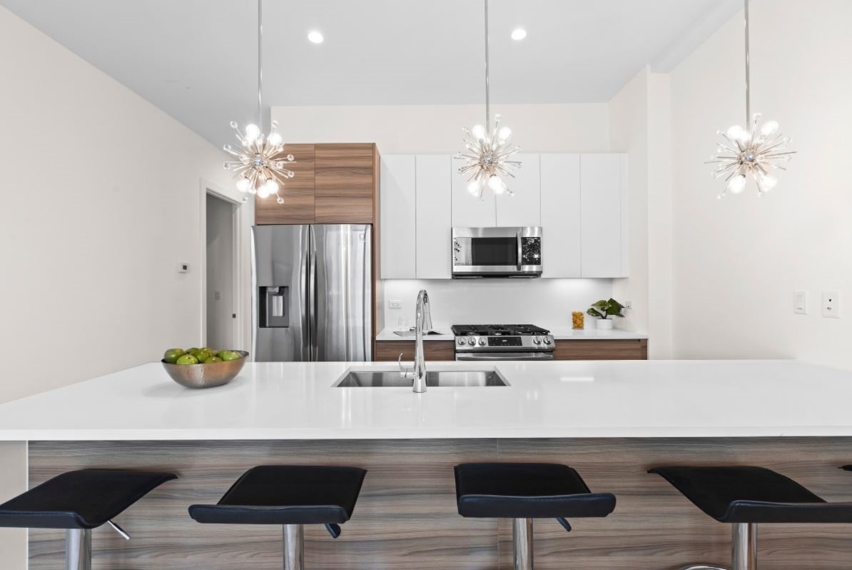 159 North Avenue, Chicago, IL 60610