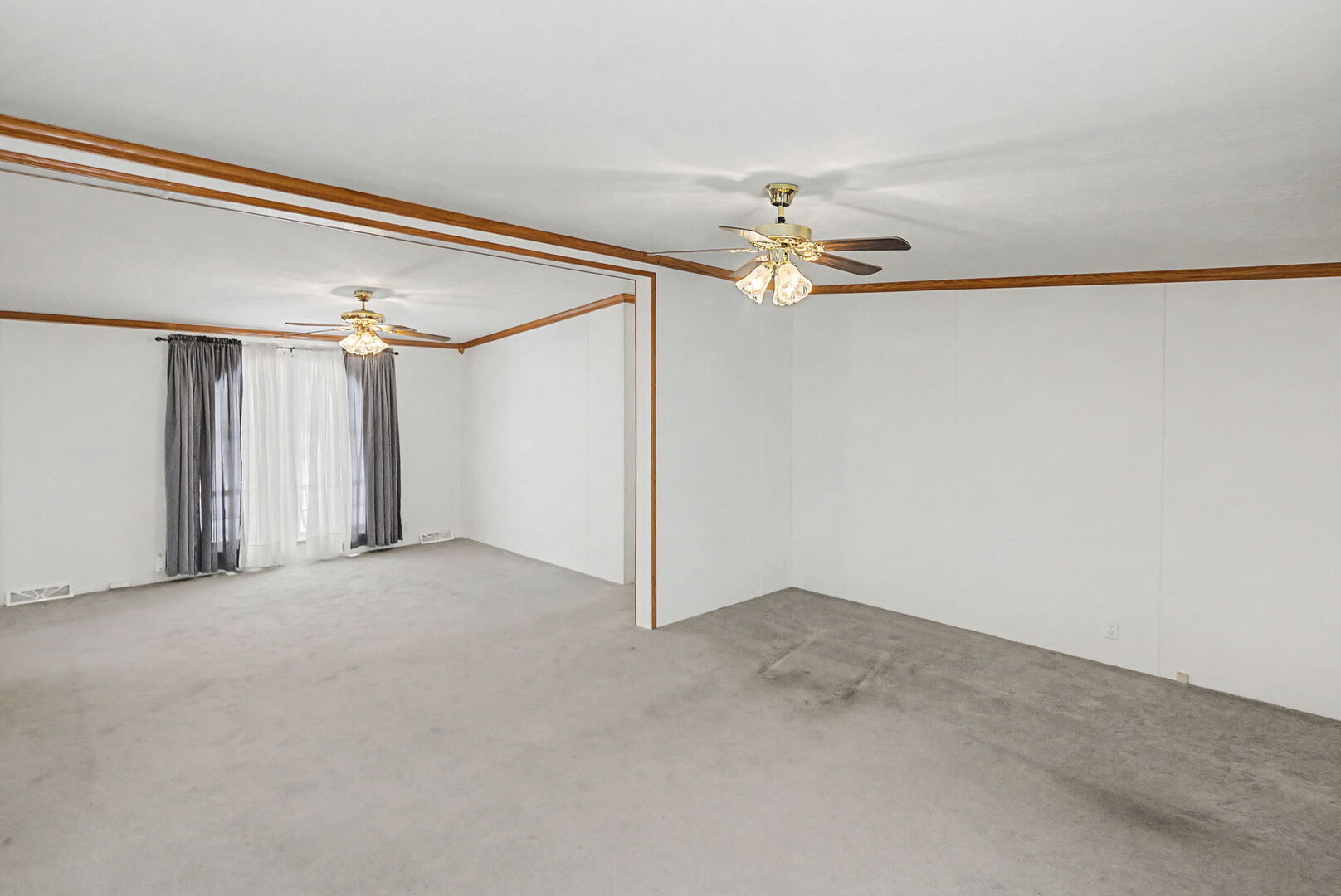 1111 JEFFERSON Street, Salem, IL 62881