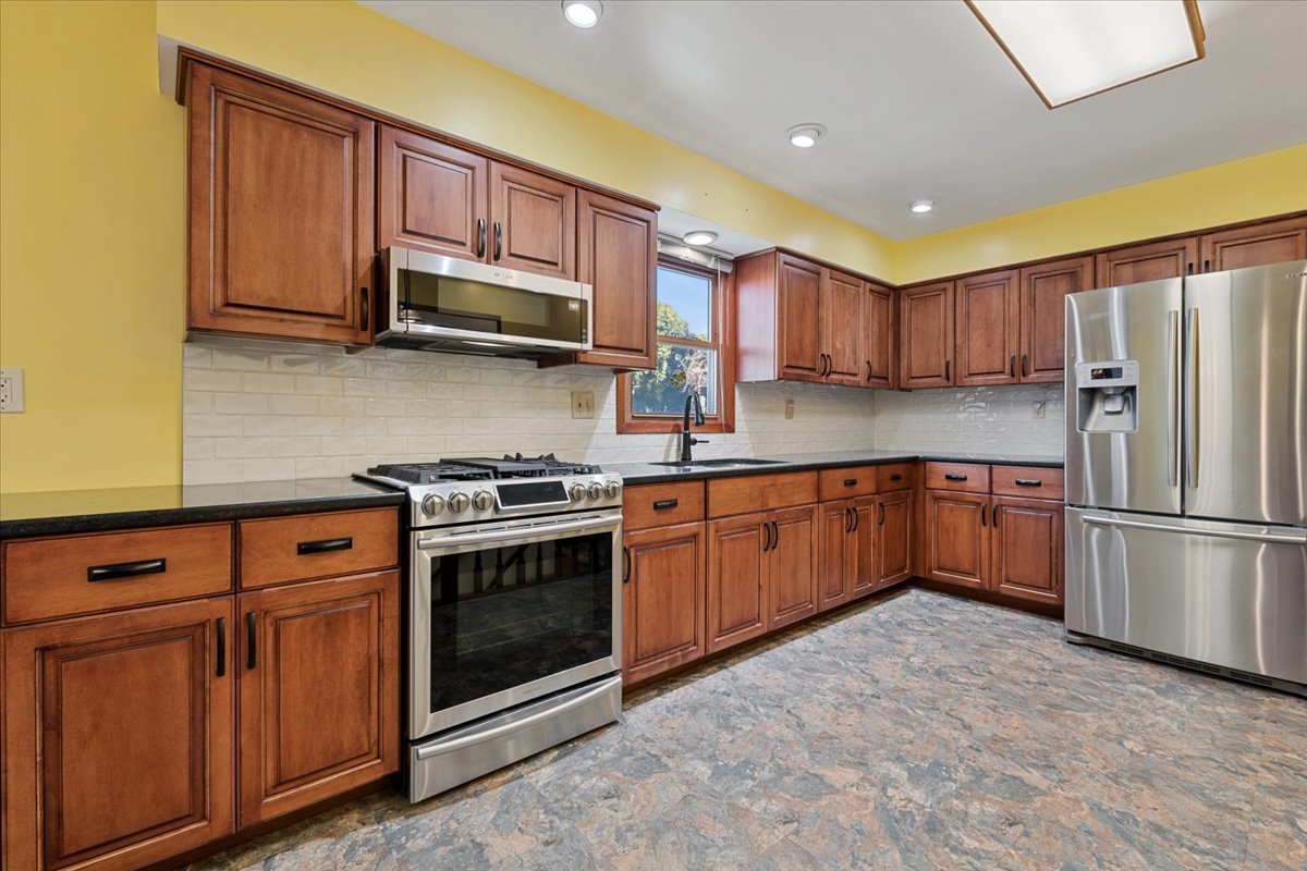 921 Knollside Road, New Lenox, IL