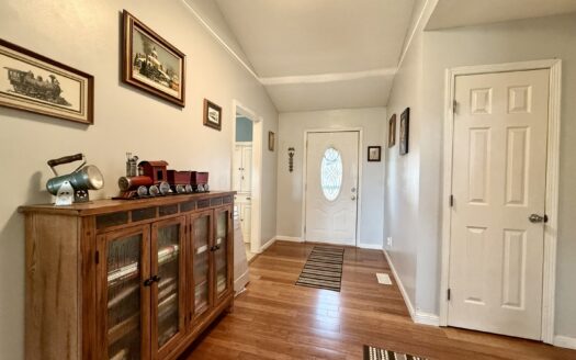 14133 Rebecca Lane, Clinton, IL