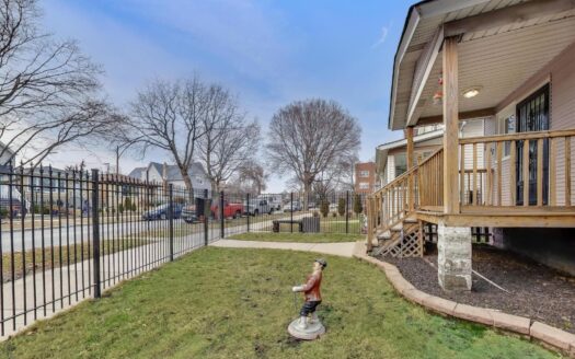 2047 N Lavergne Avenue, Chicago, IL