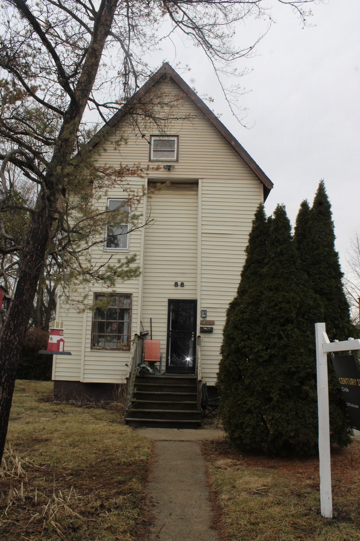 14438 Des Plaines Street, Harvey, IL