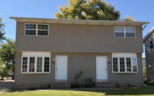 655-657 W 64TH Street, Davenport, IA