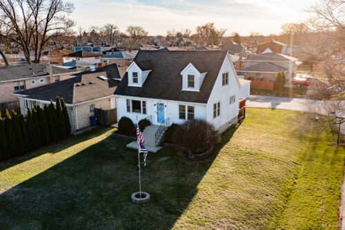 10500 S 80th Court, Palos Hills, IL