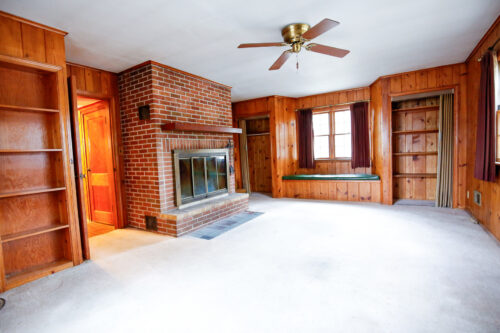 422 N Hennepin Avenue, Dixon, IL