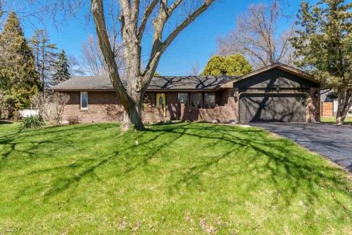 6074 Abington Drive, Rockford, IL