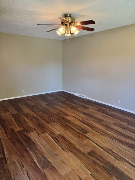 219 River Drive, DeKalb, IL