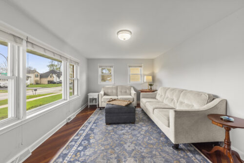 597 N West Avenue, Elmhurst, IL