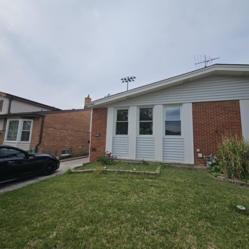 9268 Barberry Lane, Des Plaines, IL