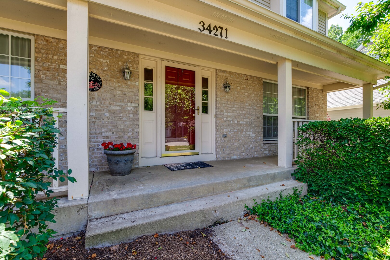 34271 Tangueray Drive, Grayslake, IL 60030