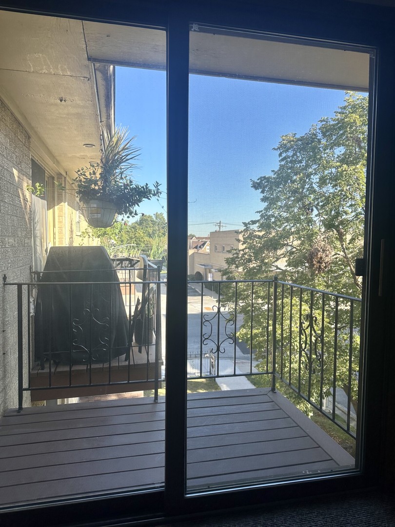 3150 Neva Avenue, Chicago, IL 60634