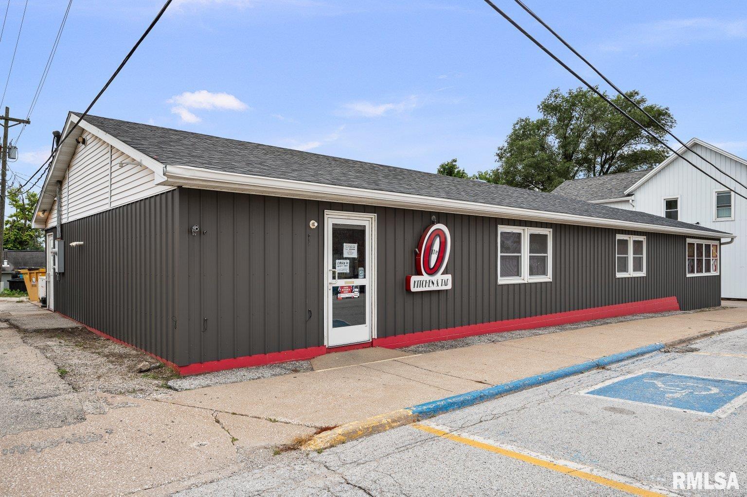 306 10TH Avenue, Orion, IL 61273