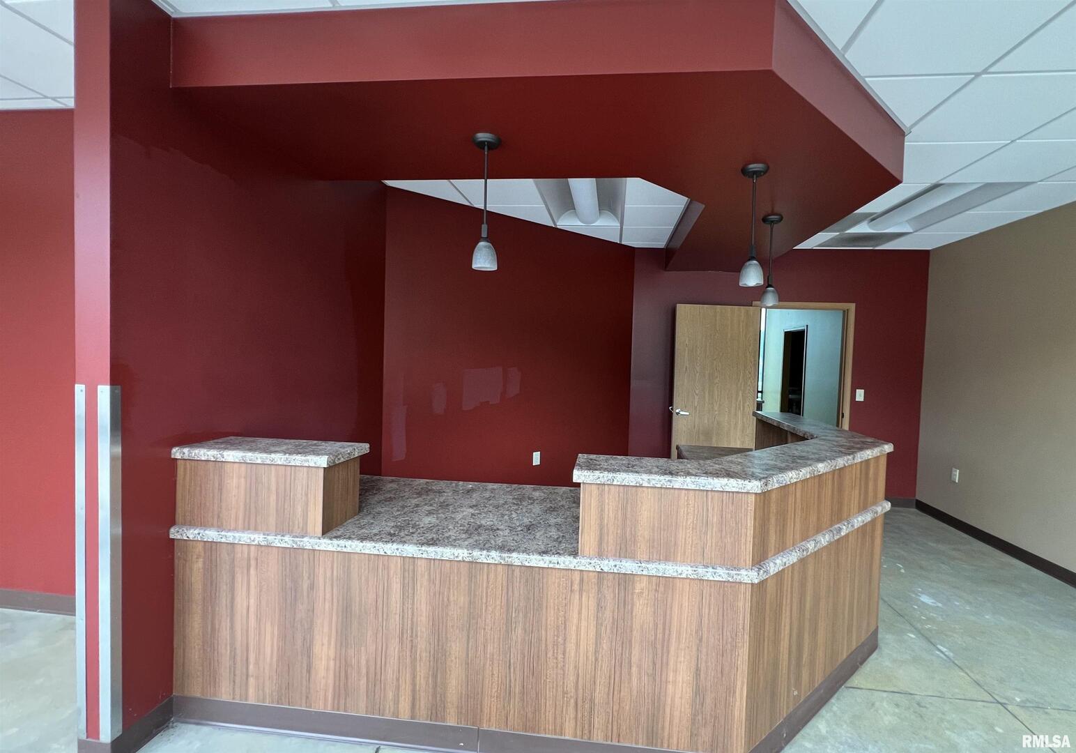 215 MAIN Street, Port Byron, IL 61275