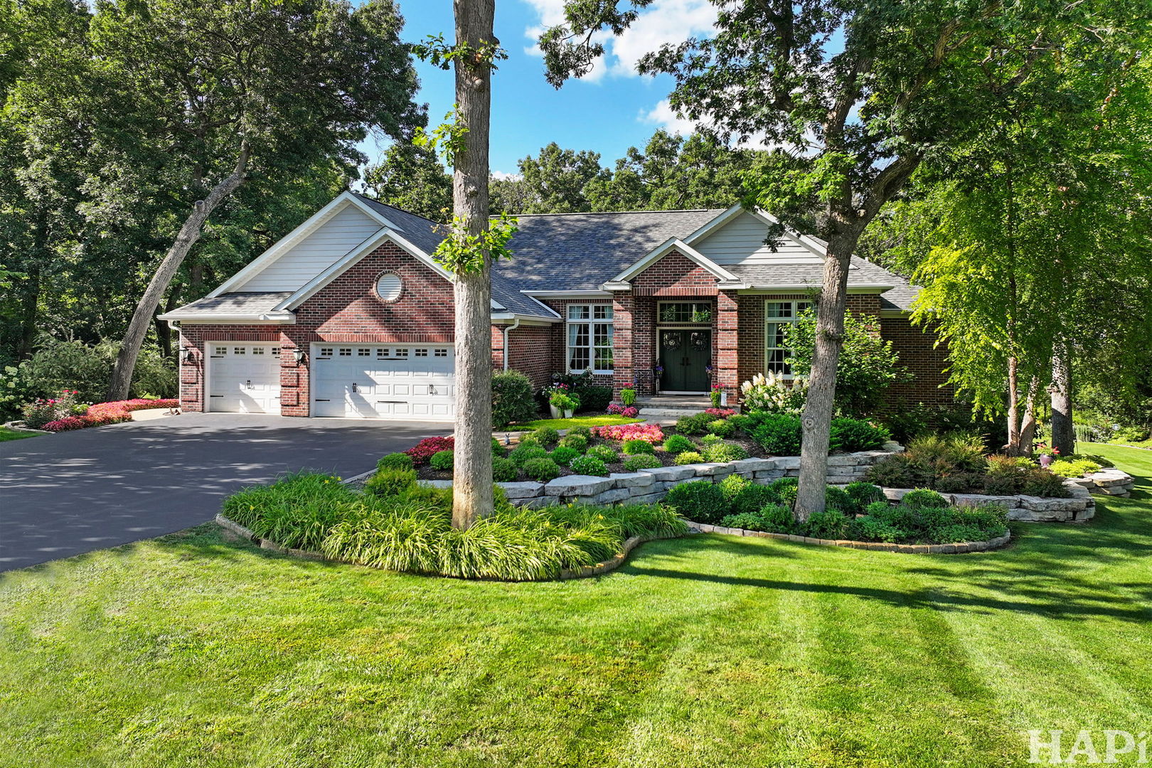 9436 Bellaire Lane, Spring Grove, IL 60081