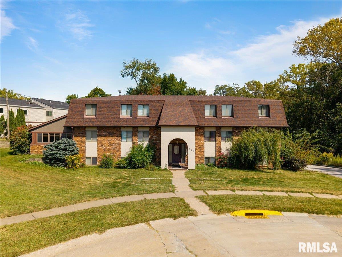 729 11TH Avenue B Court, Silvis, IL 61282-1658