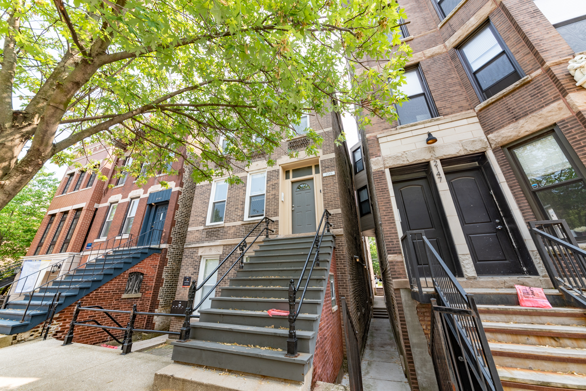 2145 Webster Avenue, Chicago, IL 60647