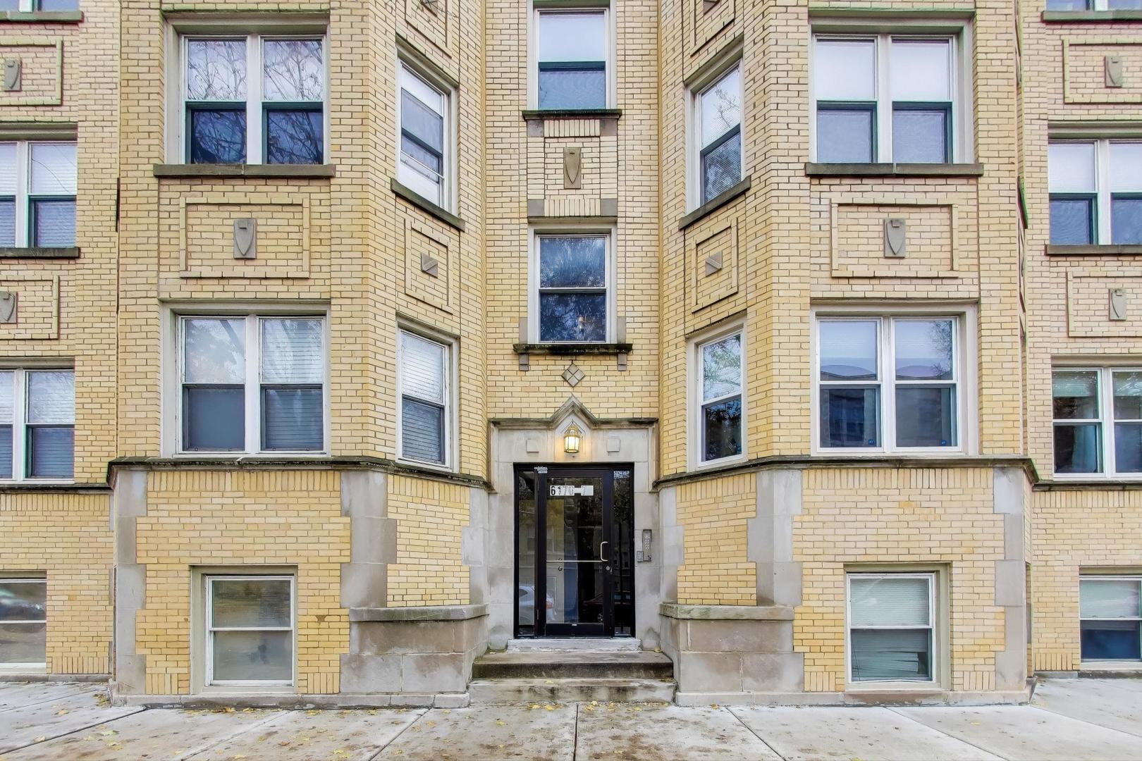 6170 Winchester Avenue, Chicago, IL 60660