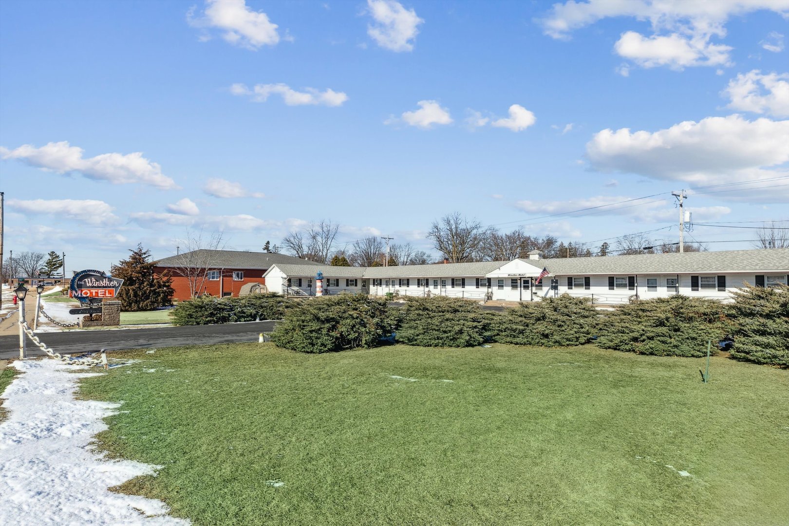 924 11th Street, Dewitt, IA 52472