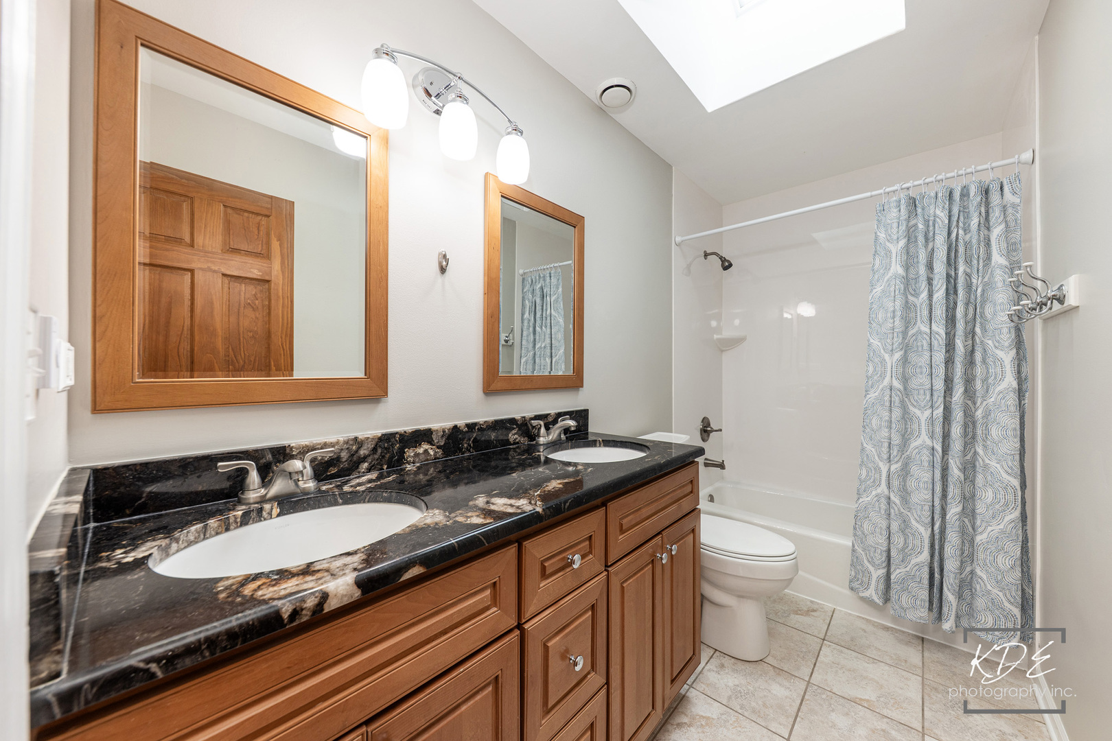 515 Cimarron Drive, Aurora, IL 60504